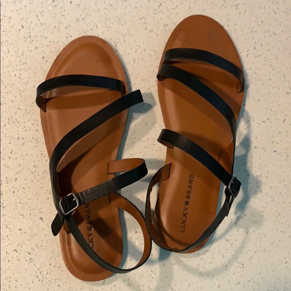 Women’s size 12 sandals Lucky Brand